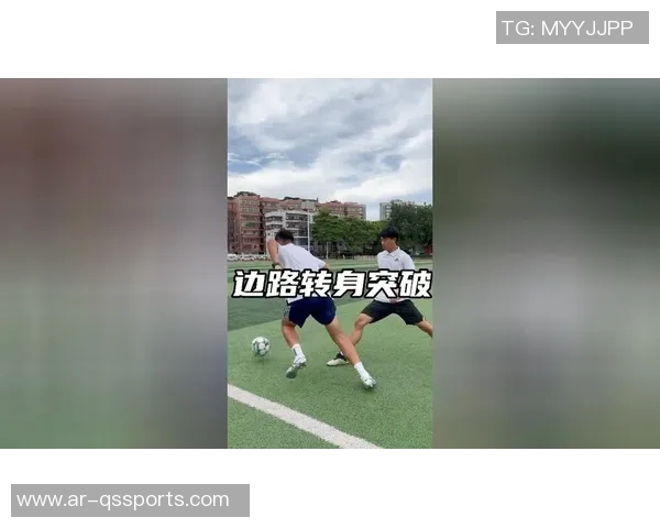 掌握足球转身技巧的秘诀与实用训练方法分享